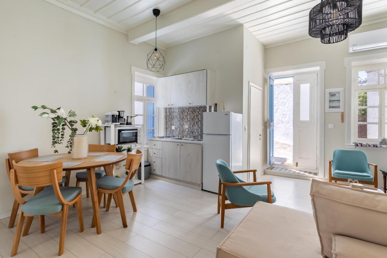 Helios Lovely Apartment Skopelos Town Exterior photo